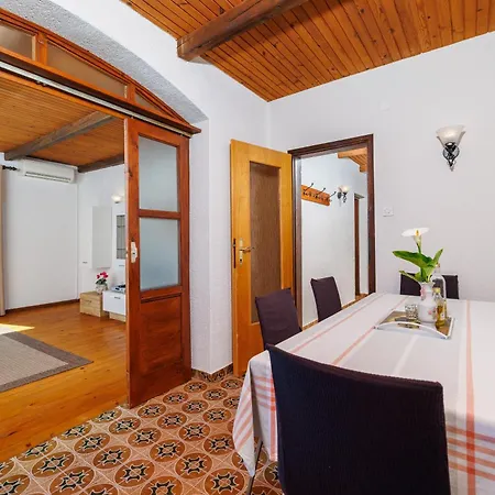 Dani Apartamento