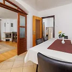 Dani Apartamento