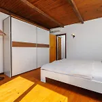 Dani Apartamento Punat