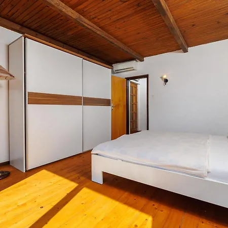 Dani Apartamento Punat